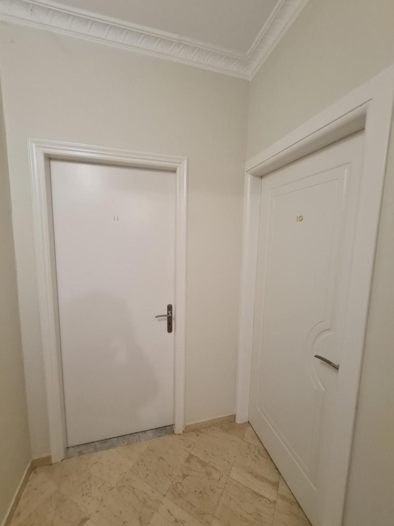 Zigos Apartments إيغومينيتسا الغرفة الصورة