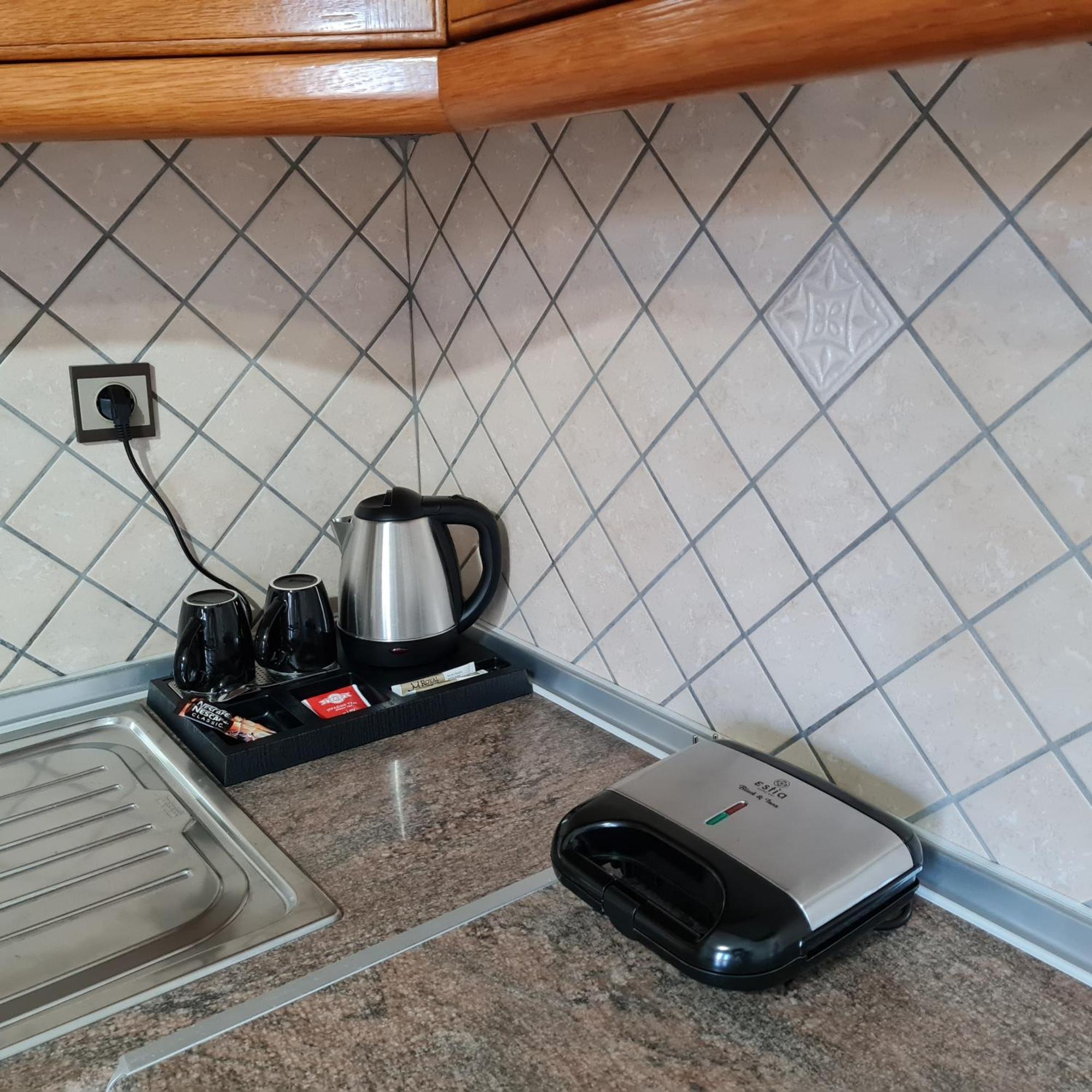 Zigos Apartments إيغومينيتسا المظهر الخارجي الصورة